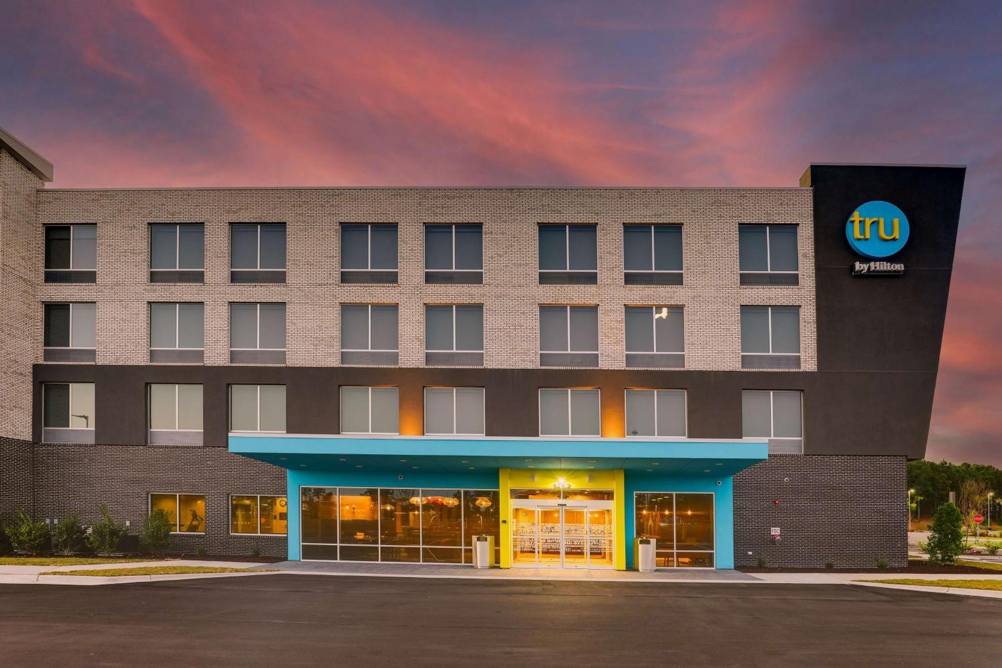 Tru By Hilton Leland Wilmington Otel Dış mekan fotoğraf