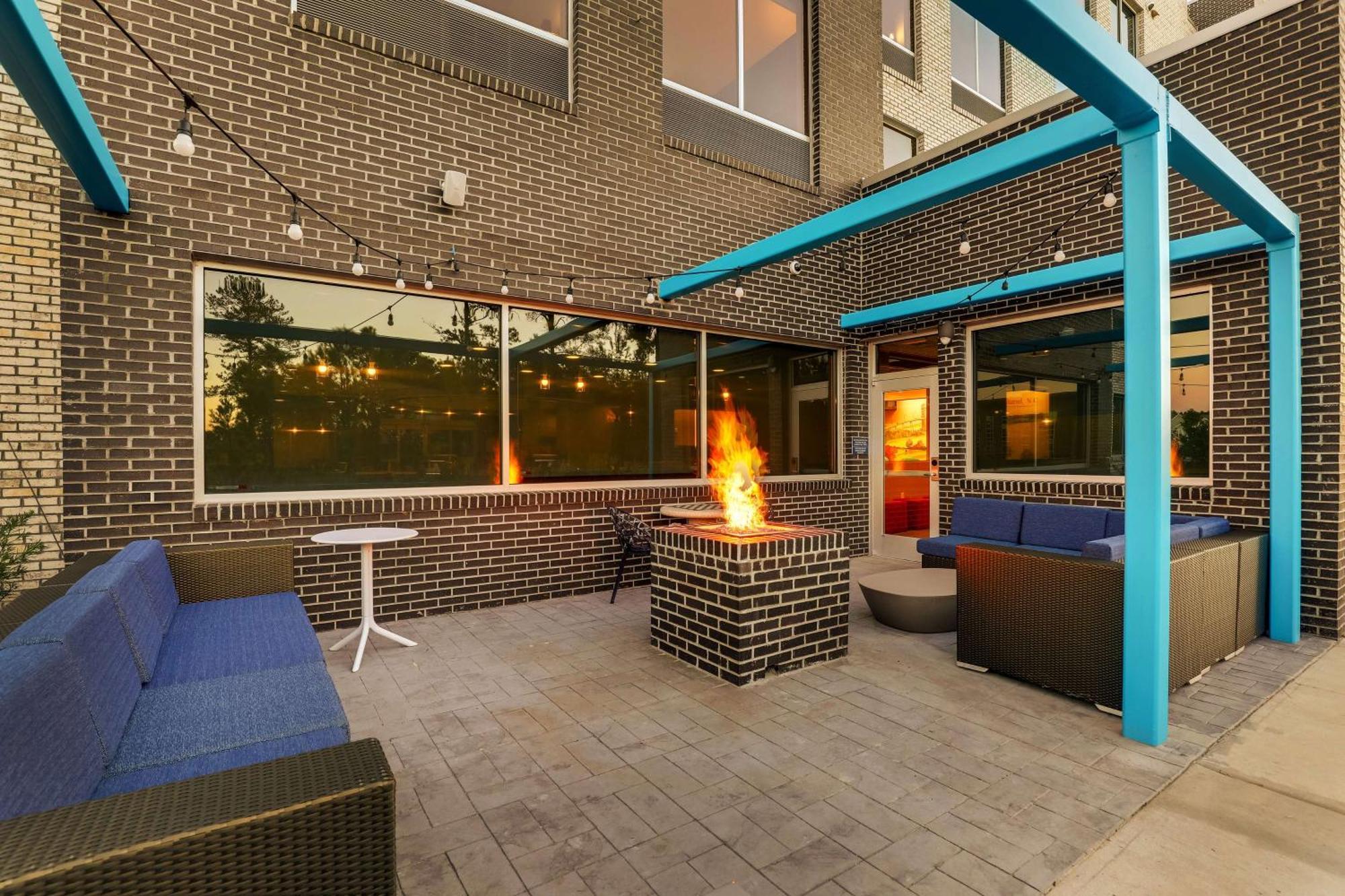 Tru By Hilton Leland Wilmington Otel Dış mekan fotoğraf